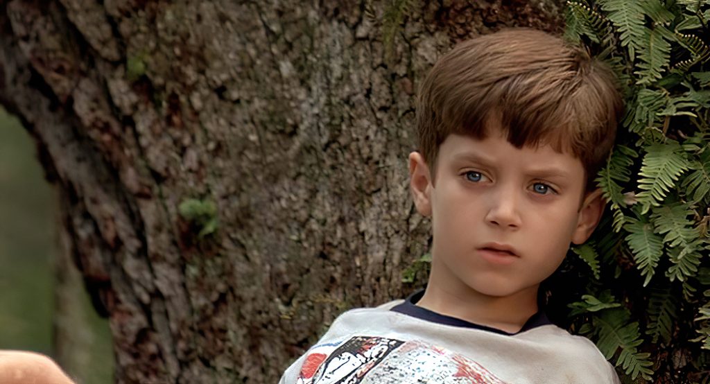 Paradise – Always & Forever: Elijah Wood